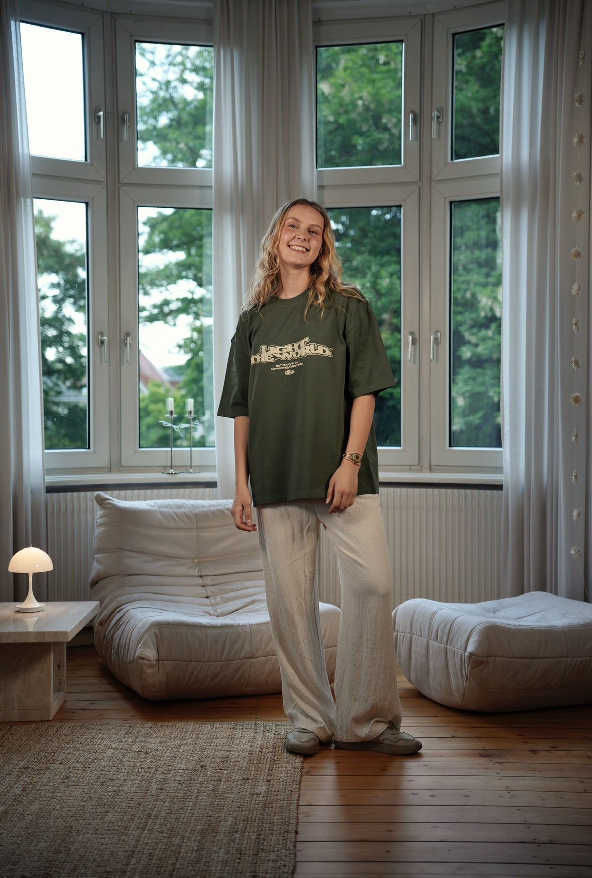 LIGHT T-Shirt
